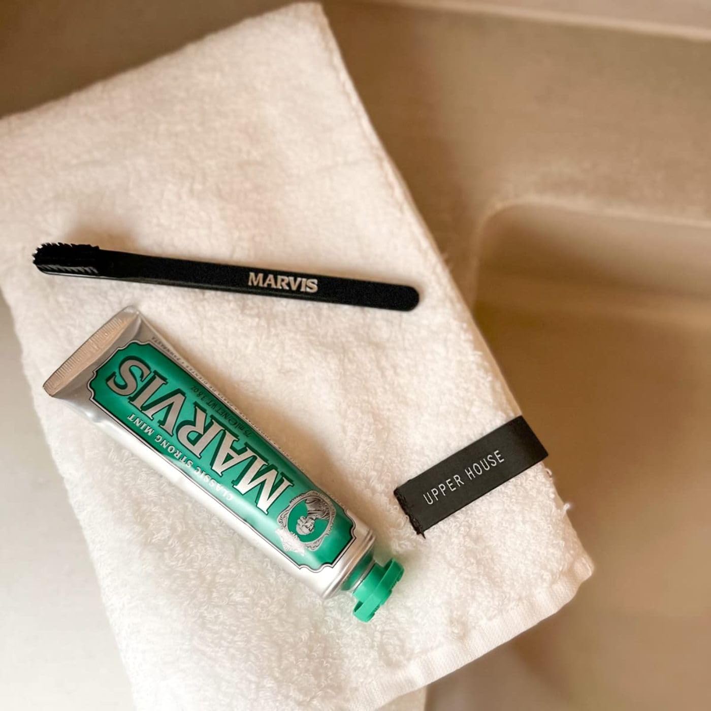 Whitening Strong Mint Toothpaste