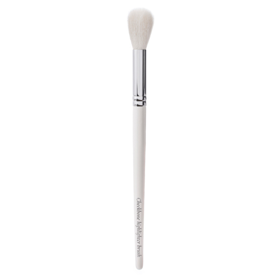 Cheekbone Highlighter Brush - Brocha Para Iluminador (rostro)