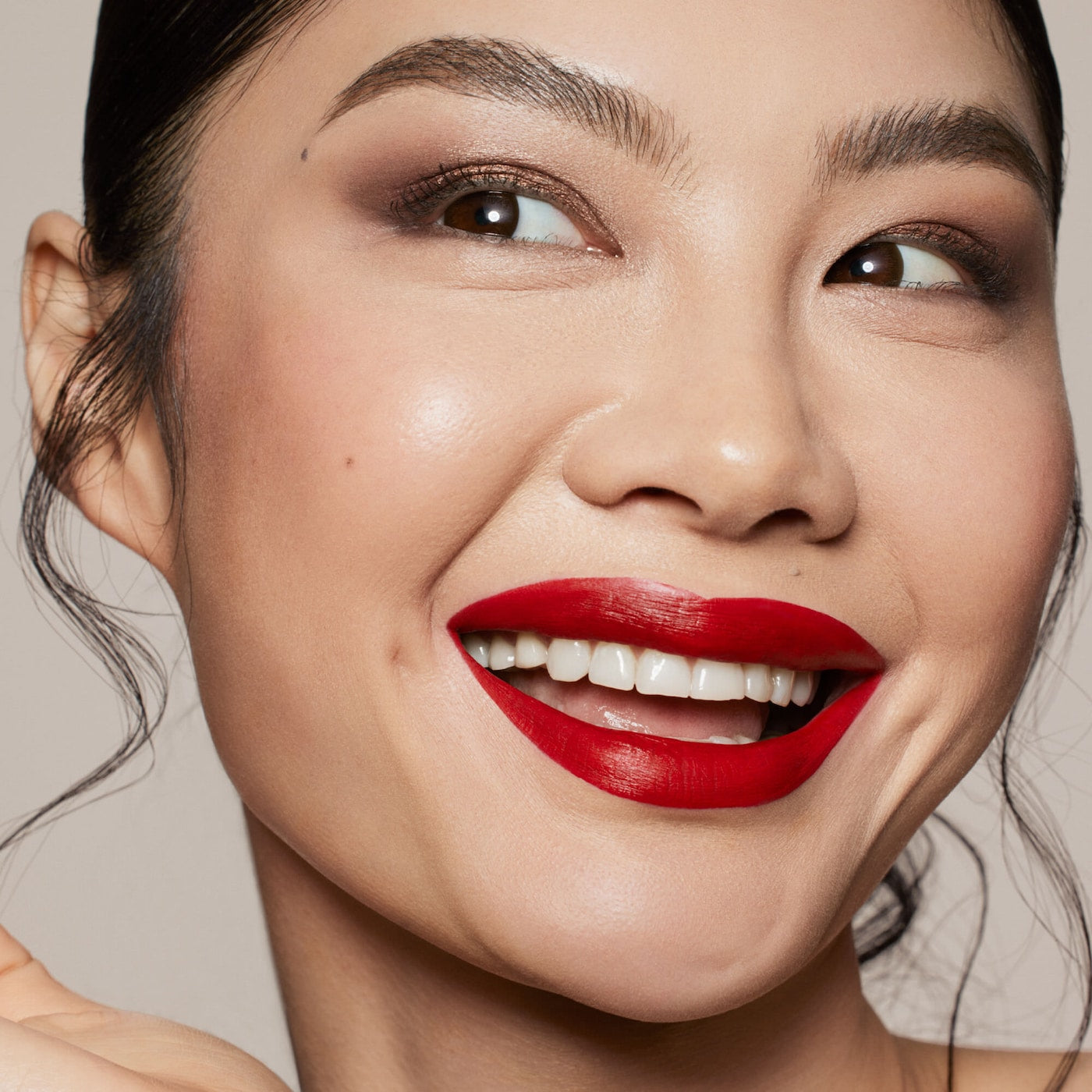 Stunna Lip Paint Longwear Fluid Lip Color